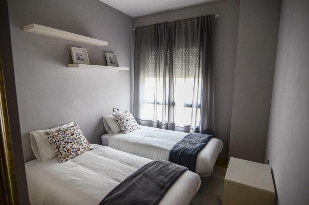 Marques De San Lorenzo -2 & Free Parking Apartment